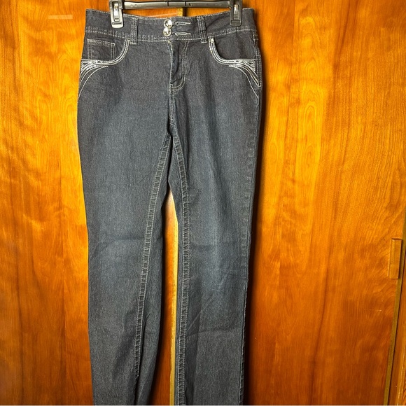 Roz & Ali gemstone jeans 23% cotton size 8 - Picture 1 of 10